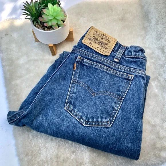 *🎉HP🎉 Vintage Levi's550 Tapered Orange Tab Size 32